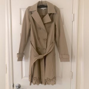 NEW YORK & COMPANY Oversized Notch Lapel Trench Coat - Size Medium